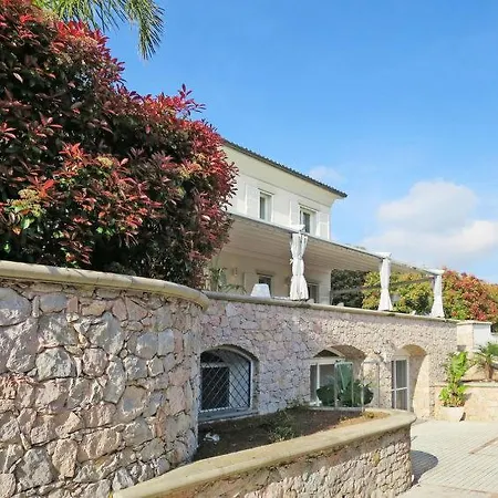 Sleeps 12 Pool Air Con Wifi *