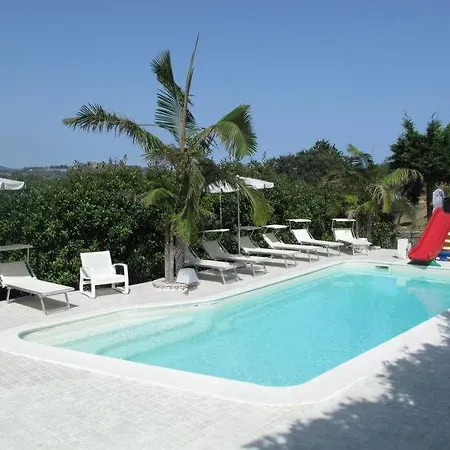Ferienhaus Sleeps 12 Pool Air Con Wifi